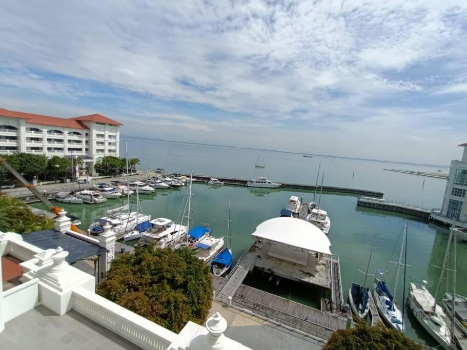 Perfect Marina Stay@ Strait Quay /W Big Balcony + Carpark Bagan Jermal المظهر الخارجي الصورة